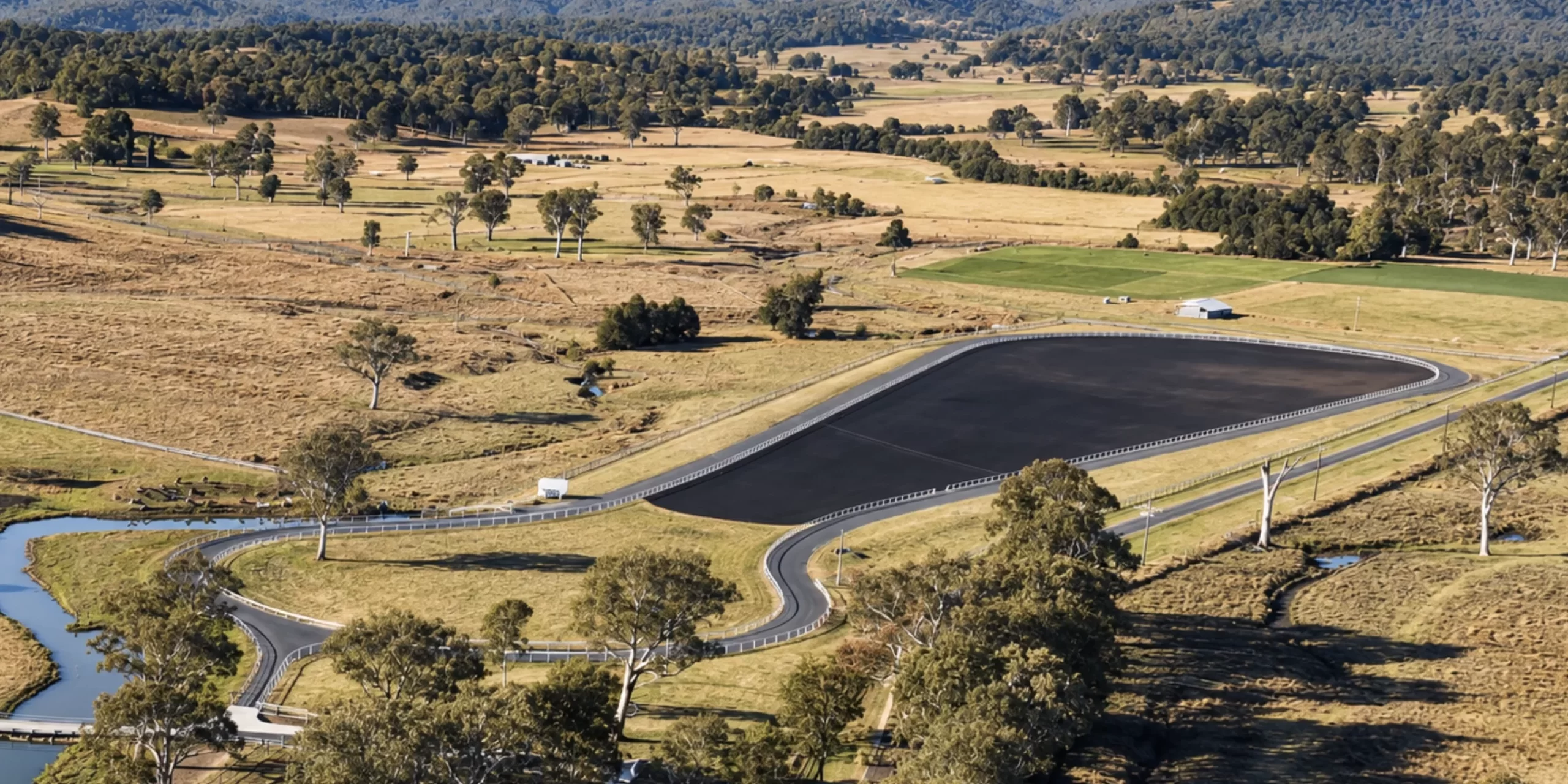 All-weather-training-track